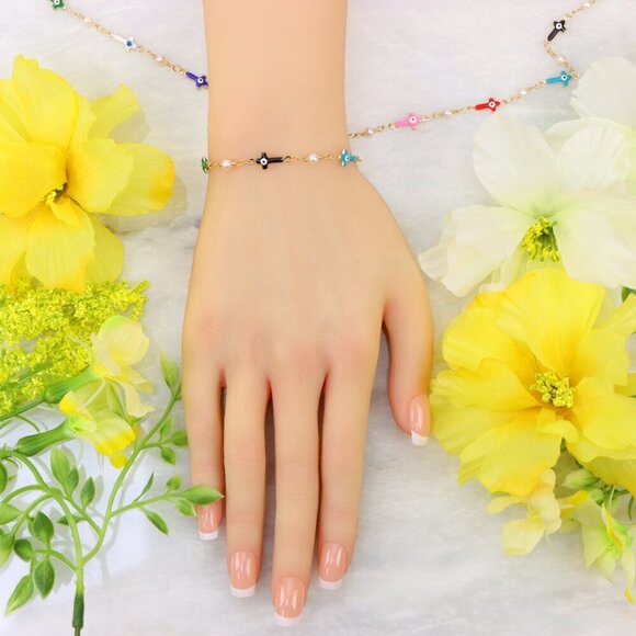 "Minimalist Bracelet, Sleek & Modern Design, Women’s Fashion, YC110022-B - Picture 4 of 10